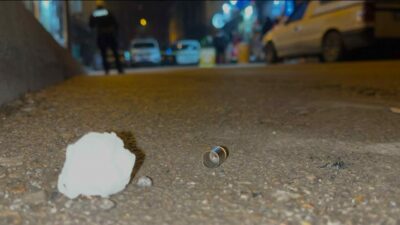 Bursa’da bir tekel bayiye 2 şüpheli tarafından silahlı saldırı gerçekleştirildi.