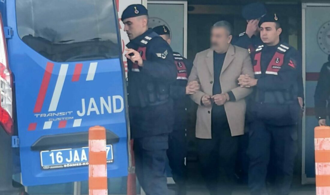 “Terkinler” çetesi operasyonunda 1 kişi tutuklandı, 3 kişiye ev hapsi Bursa’nın İnegöl ilçesinde jandarma ekiplerince “Terkinler” çetesine yönelik düzenlenen operasyon