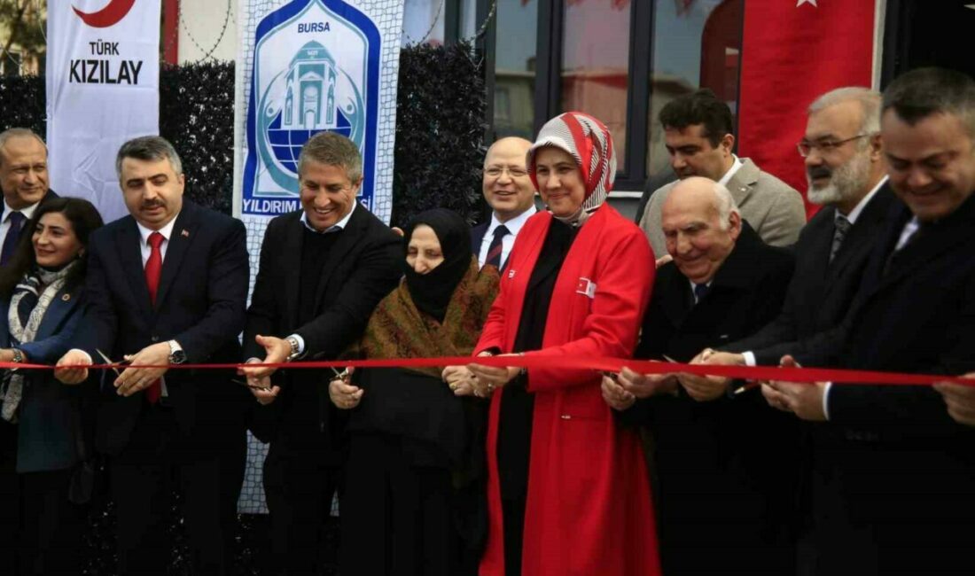Türk Kızılay 45’inci aşevini Bursa’da açtı Türkiye genelinde 44’ü sabit, 157’si mobil aşevleriyle her gün 46