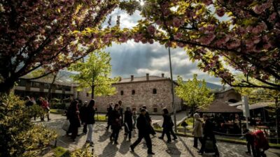 Türkiye’nin birçok noktasında hava sıcaklıkları hafta içinde mevsim normallerinin 11