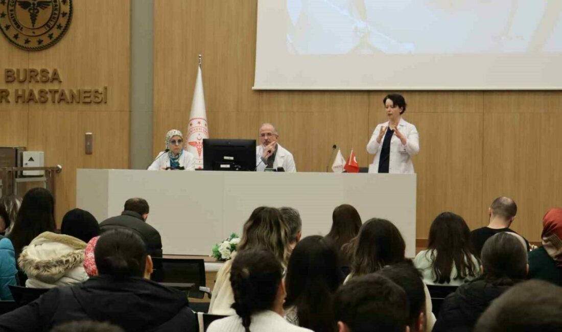 Yanık tedavisinde güncel gelişimler Bursa Şehir Hastanesi’nde ele alındı Bursa İl Sağlık Müdürlüğü, kamu hastanelerinde görevli hekim ve sağlık