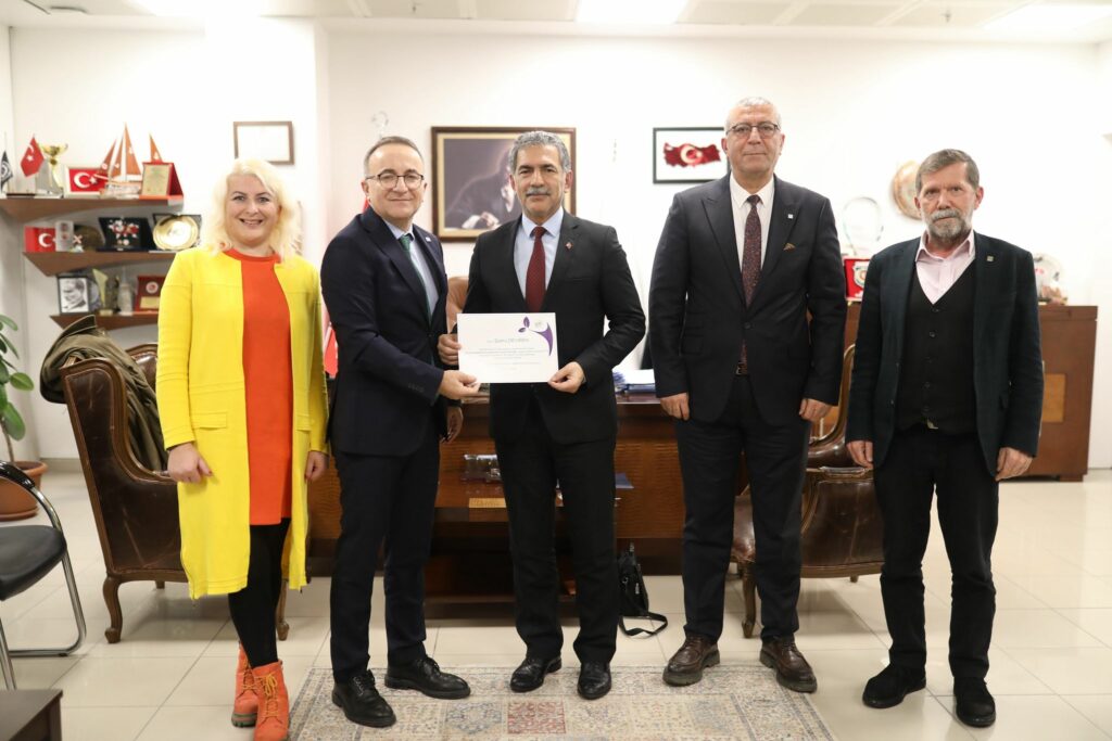 Bursa Çağdaş Muhasebeciler Grubu Derneği (BÇMG) Başkanı Doğan Yılmaz ve