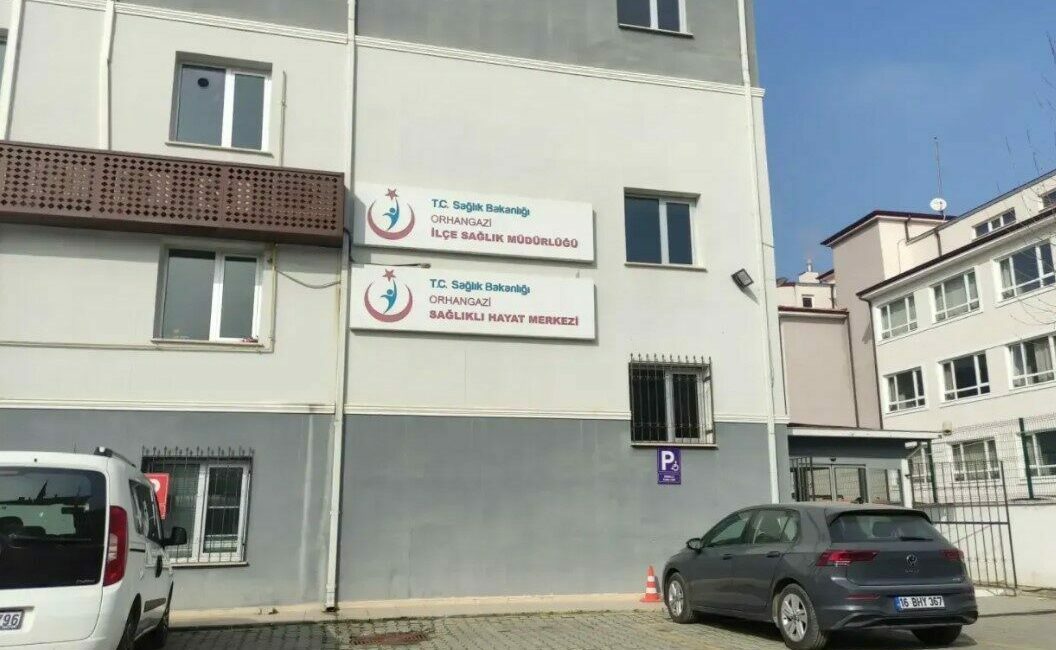 Bursa’nın Orhangazi ilçesinde bir aile hekimi, iddiaya göre, performans raporları