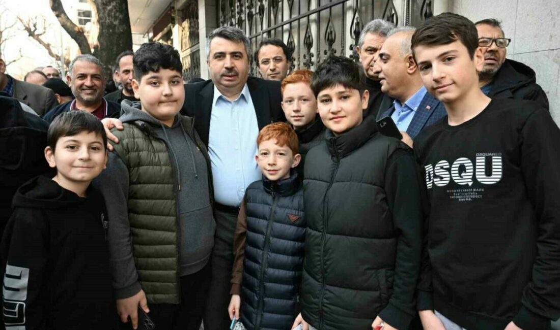 Yıldırım Belediye Başkanı Oktay Yılmaz, Yeşilyayla Mahallesi Teyyareci Mehmet Ali