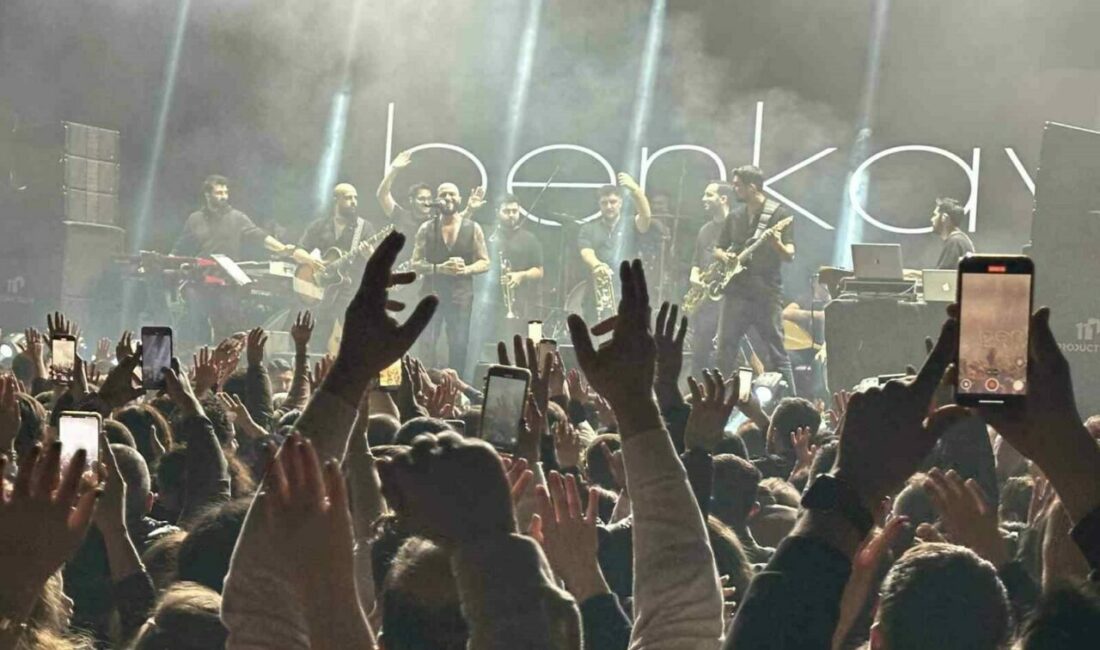 Berkay’dan Sevgililer Gününe özel konser Türk pop müziğinin sevilen ismi Berkay, Bursa Downtown Yaşam ve