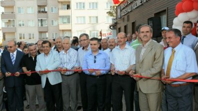 AK Parti Mudanya İlçe Başkanı Arif Bayrak, 2011 yılında AK