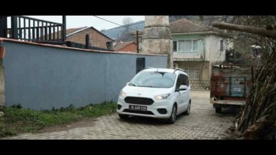 Gemlik Belediyesi, evde bakım ihtiyacı duyan vatandaşlara yönelik sunduğu Evde
