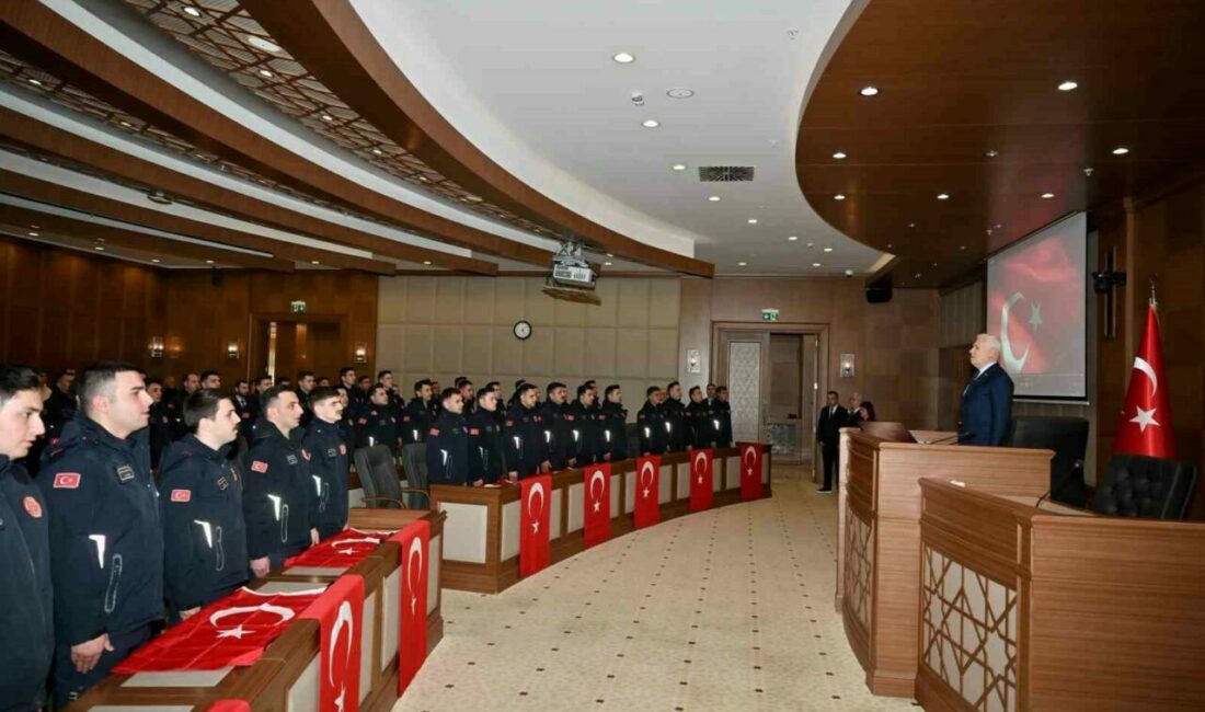 Bursa Büyükşehir Belediyesi’nde 85 personel, asli memuriyet görevine yemin ederek