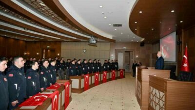 Bursa Büyükşehir Belediyesi’nde 85 personel, asli memuriyet görevine yemin ederek