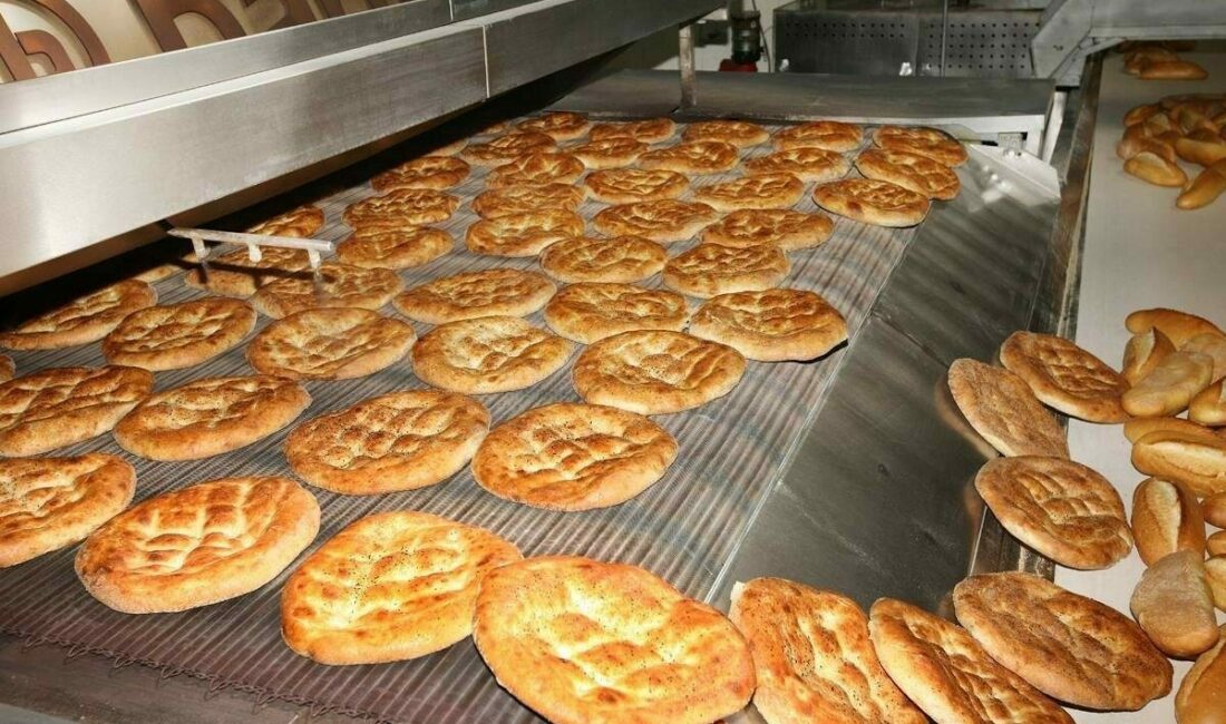 Bursa’da Ramazan pidesinin fiyatı belli oldu İftar sofralarının vazgeçilmezi Ramazan pidesi, Bursa’da 30 liradan satılacak. Ramazan