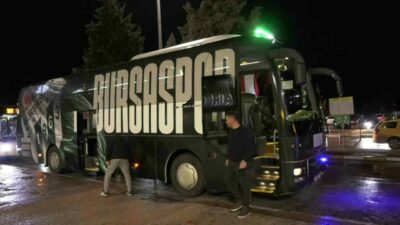 Deplasmanda berabere biten Muşspor-Bursaspor maçının bitimi ile futbolculara yapılan çirkin