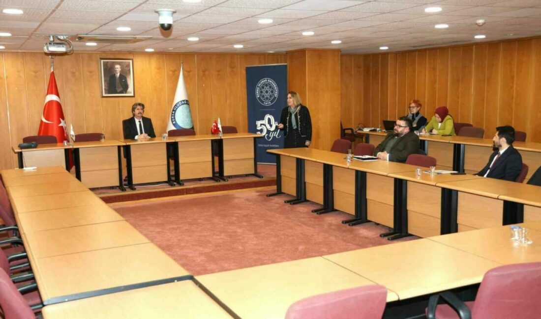 BUÜ’de öncelik araştırma ve uygulamada Bursa Uludağ Üniversitesi (BUÜ) Rektörü Prof. Dr. Ferudun Yılmaz, devam