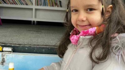 Osmangazi Belediyesi’nin merkeze uzak mahallerdeki çocukları kitap ile buluşturmak amacıyla