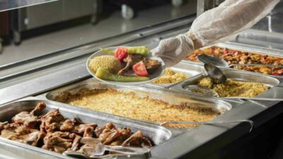 Bursa Yemek Sanayicileri Derneği (BUYSAD) Başkanı Coşkun Dönmez, ekonomik krizin