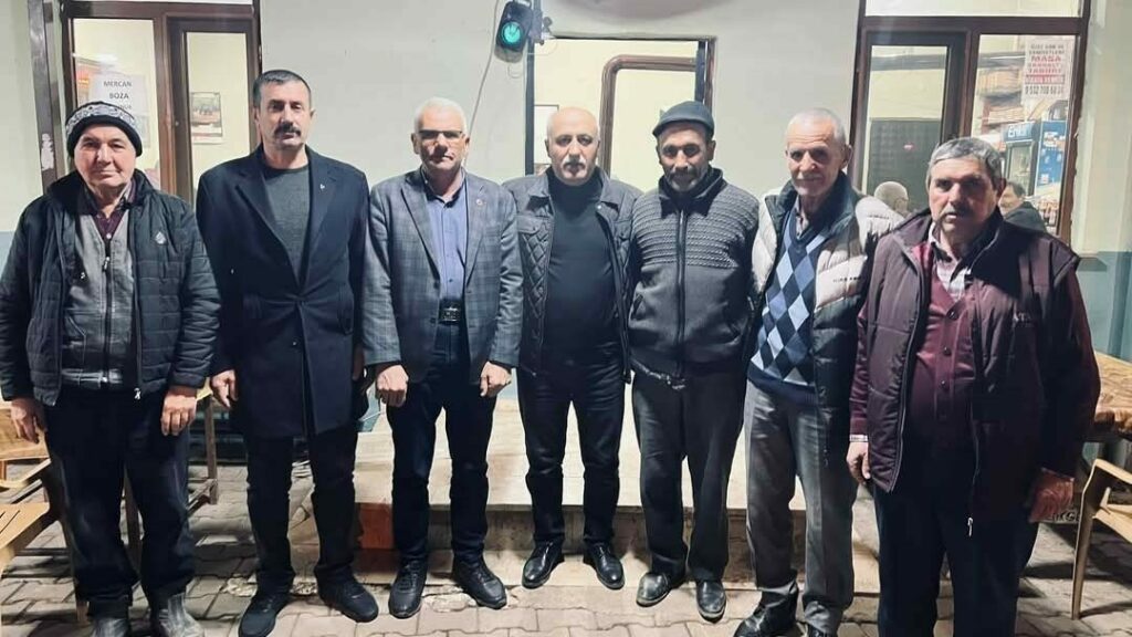 Eski Başkan Davut Aydın ziyaretlerine devam ediyor Bursa’nın Yenişehir içesinin önceki dönem Belediye Başkanı Davut Aydın, ziyaretlerine