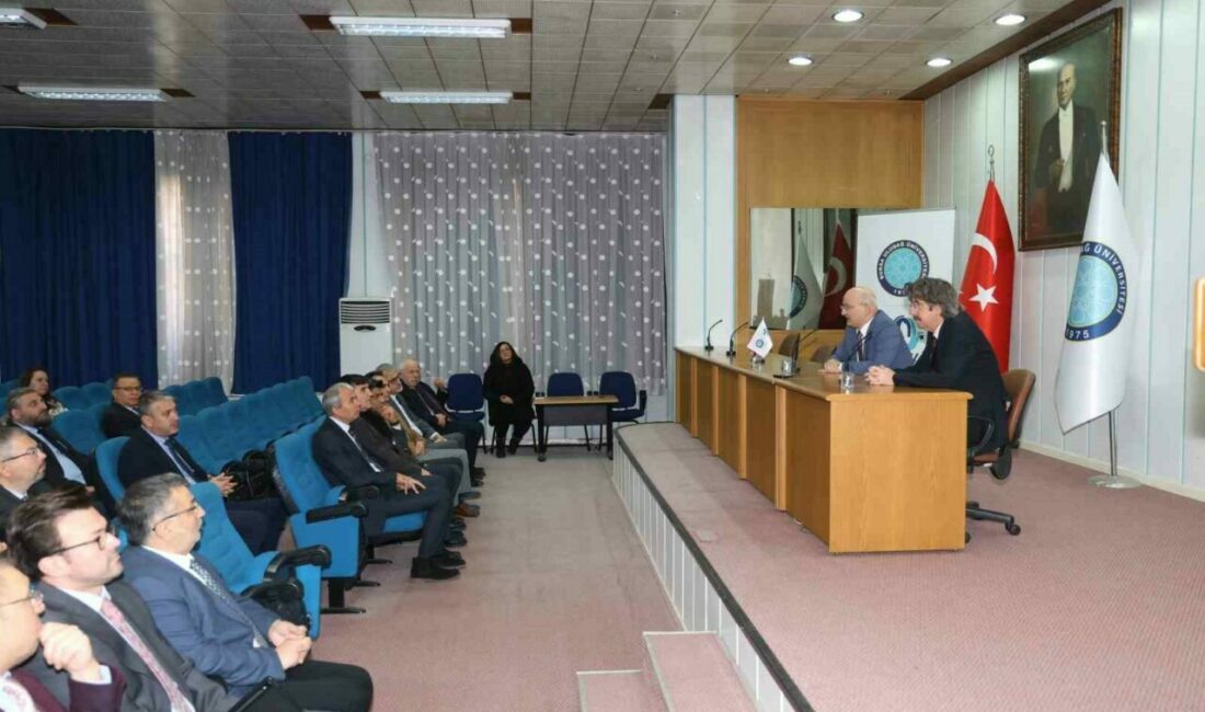 Gençlik programı BUÜ’de imzalandı Bursa Uludağ Üniversitesi’nde (BUÜ) eğitim gören toplam 1750 öğrencinin faydalanacağı