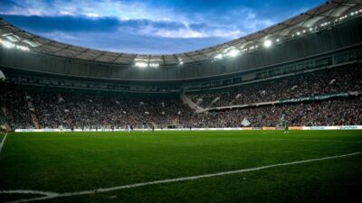 Bursaspor’un bu hafta sahasında oynayacağı Anadolu Üniversitesi’nin canlı yayınlayacak kanal