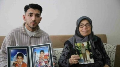 Kendisini dünyaya getiren annesi tarafından üç günlükken iki bilezik karşılığı
