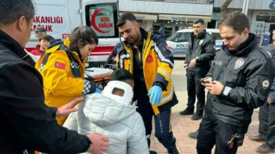Bursa’nın İznik ilçesinde otomobille kafa kafaya çarpışan motosikletli yaralandı. Yaşanan