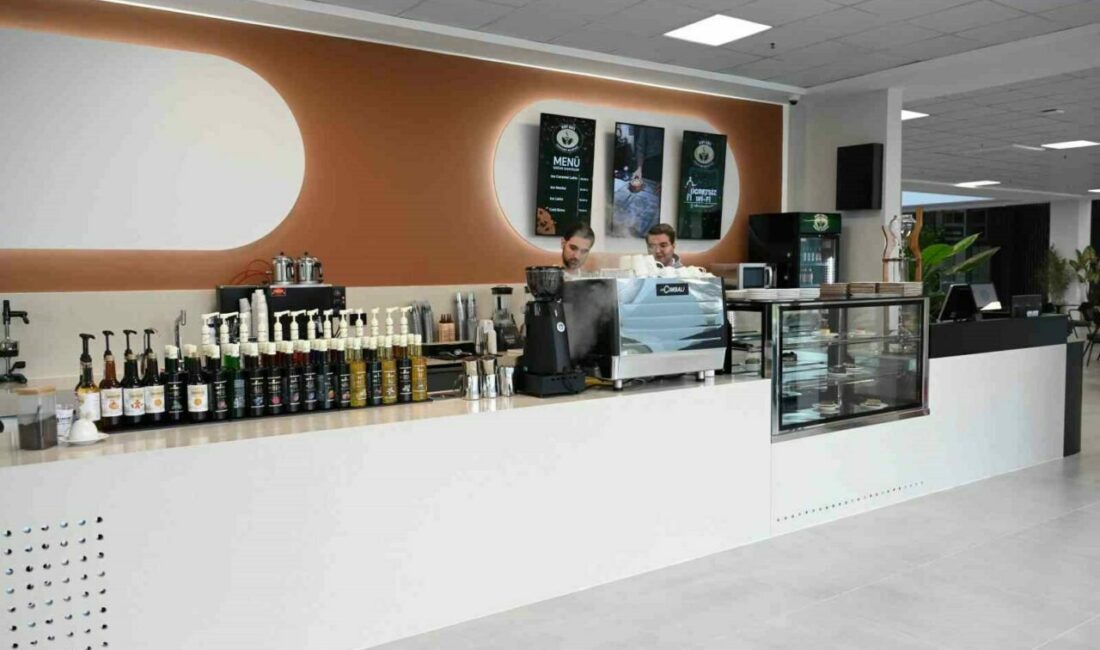 Karacabey’e ’Kent Cafe’ Karacabey Belediyesi, sosyal ve kültürel hizmetlerine bir yenisini daha ekliyor.