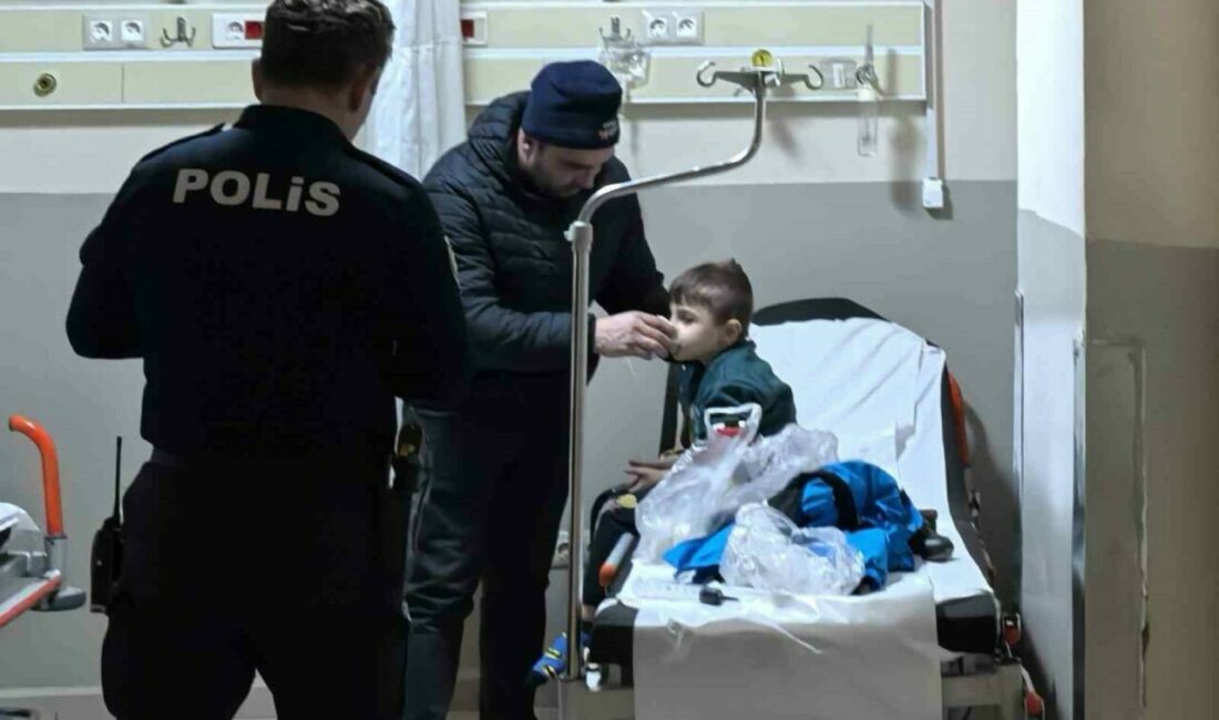 Bursa’nın İnegöl ilçesinde evde bulduğu maraş otunu çiğneyen 4 yaşındaki