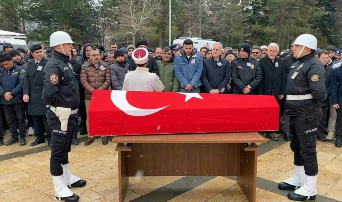 İzmir’in Bornova ilçesinde motosikletin devrilmesi sonucu hayatını kaybeden polis memuru