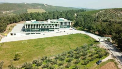 Türkiye’nin en genç, Bursa’nın tek vakıf üniversitesi olan Mudanya Üniversitesi,
