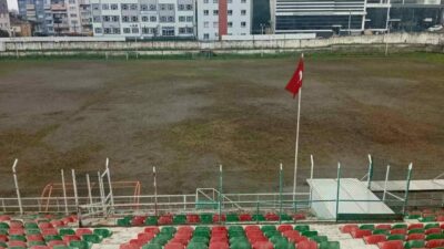 Mudanya’da yapısal sıkıntılar ve zeminindeki bozulmalar sebebiyle kullanılmaz hale gelen