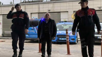 Bursa’nın İnegöl ilçesinde bir şahıs, oğluna vurduğu iddia edilen müdür