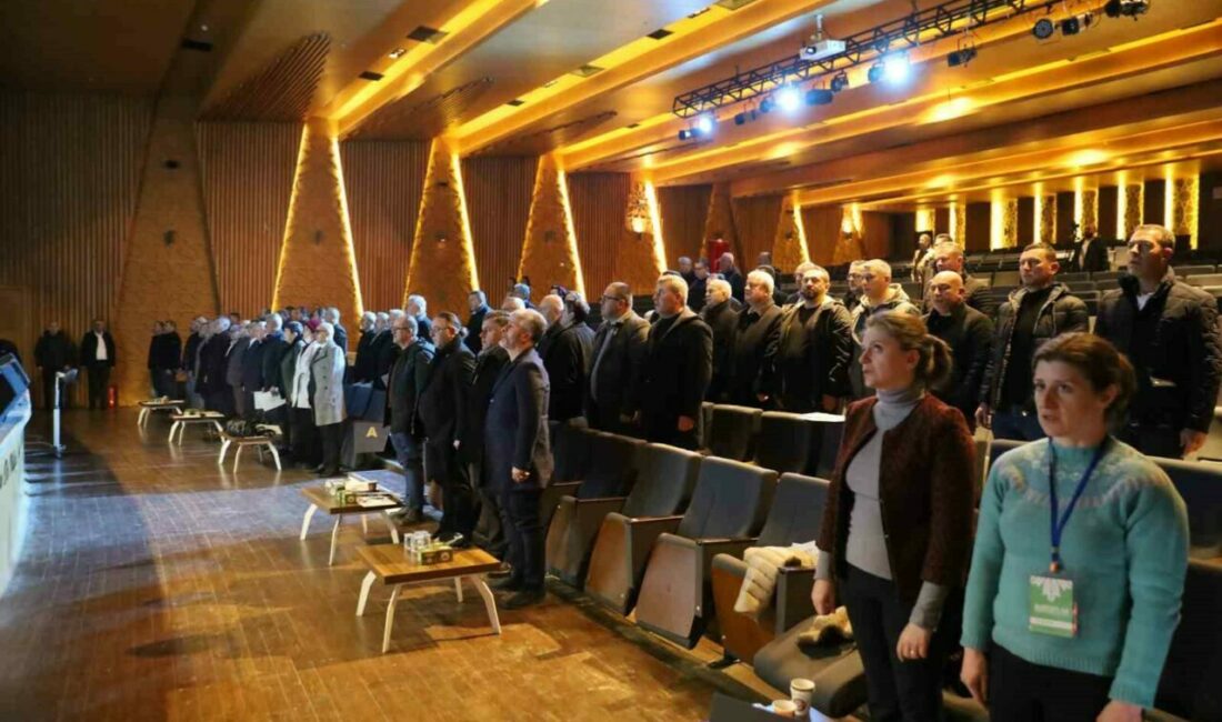 Muhtarlarla çevre düzeni planı buluşmaları sürüyor Bursa’nın ‘Kent Anayasası’nı oluşturacak 1/100.000 Ölçekli Çevre Düzeni Planı çalışmalarını