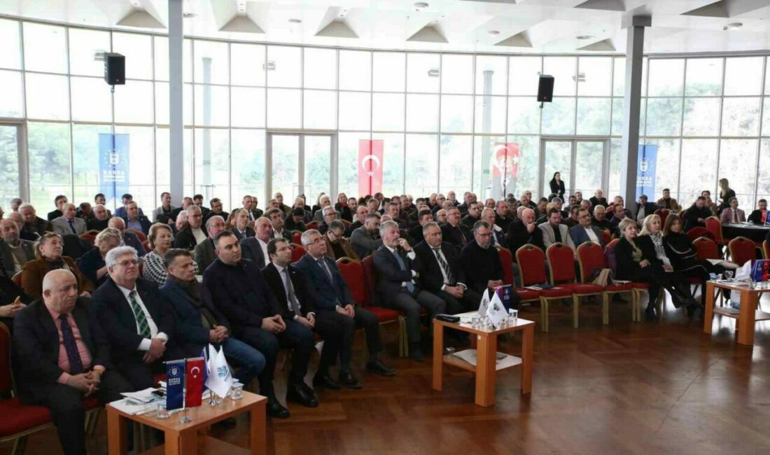 Muhtarlarla ’Çevre Düzeni Planı’ buluşması Bursa Büyükşehir Belediyesi, Bursa’nın ‘Kent Anayasası’nı oluşturacak ‘1/100.000 Ölçekli 2050