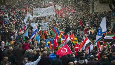 600 hüküm süren Osmanlı Devletine başkentlik yapmış Bursa; fethin 699.