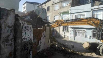 Osmangazi Belediyesi, vatandaşların can güvenliğini tehdit eden ve sosyal riskler