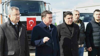 Osmangazi Belediyesi’nin hizmet filosu, 17 temizlik aracı ile daha da