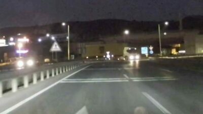 Bursa’nın Gemlik ilçesinde ters şeride giren bir tır yürekleri ağza