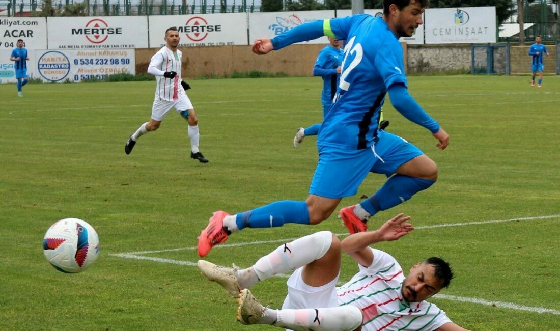 TFF 2. Lig Kırmızı Grup 22. haftasında Karacabey Belediyespor, konuk