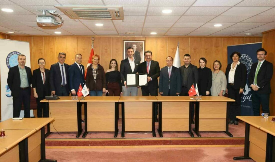 Üniversite sanayi iş birliğine BUÜ ve FASTİNAP imzası Bilimsel araştırma, eğitim-öğretim ve uygulama alanlarında ortak çalışmalar yaparak üniversite-sanayi