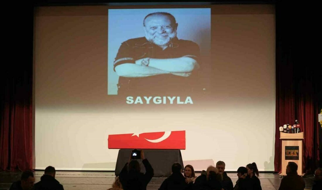 Usta oyuncu Gümüşkaya son yolculuğuna uğurlandı Tedavi gördüğü hastanede hayatını kaybeden tiyatro ve dizi oyuncusu Emin
