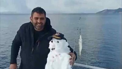 Bursa’da bir balıkçı grubu, tekne ile balık avına çıktı. Bir