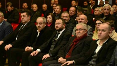 Yenişehir Muhtarlar Derneği’nde seçim heyecanı yaşandı. 69 oydan 39’unu alan