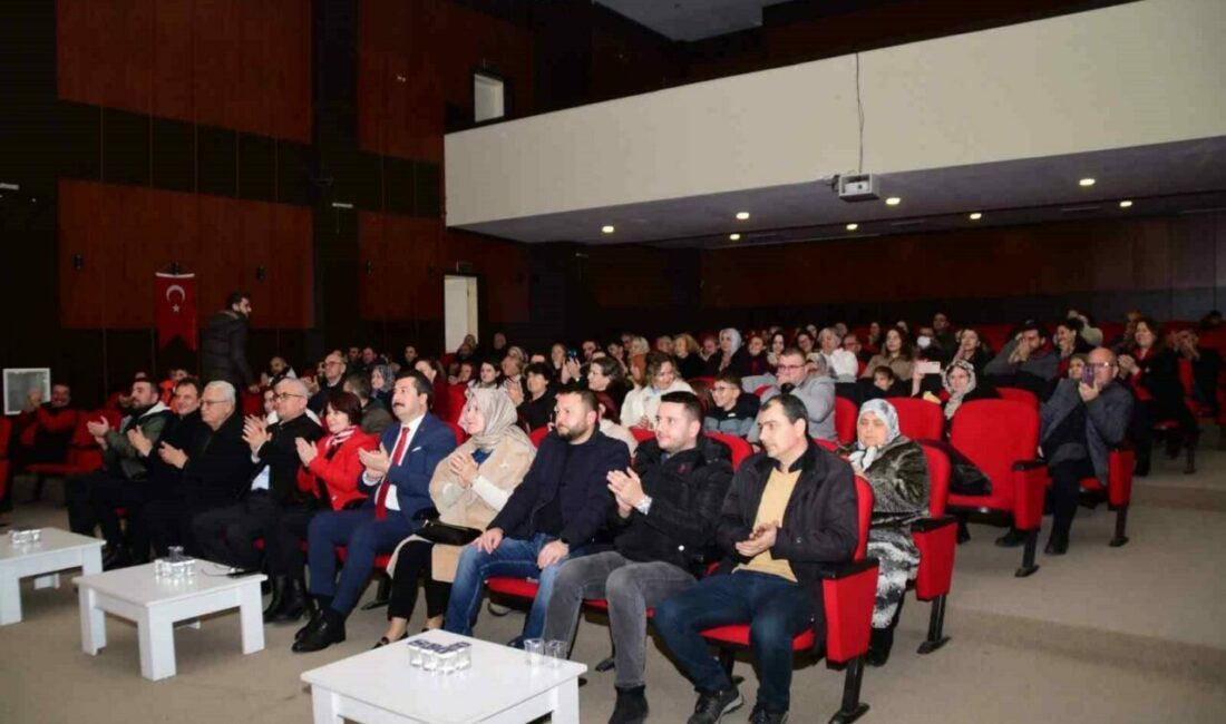Yenişehir’de Türk Sanat Müziği gecesi Yenişehir Belediyesi ile Yenişehir Kent Konseyi’nin iş birliğinde düzenlenen Yenişehir