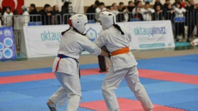 Yıldırım Belediyesi’nin Bursa’nın sporda parlayan yüzü Naim Süleymanoğlu Spor Kompleksi’nde