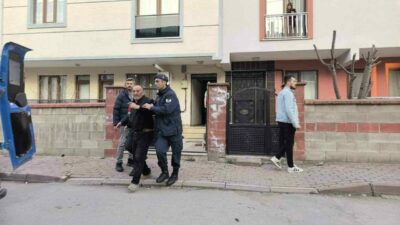 Bursa’nın İnegöl ilçesinde 2 farklı noktada 3 kişiyi bıçak ve