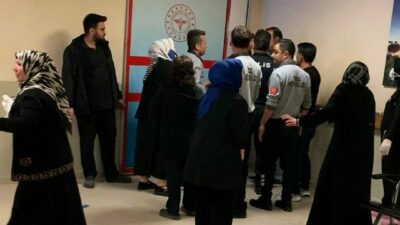 Bursa’nın İnegöl ilçesinde oyun oynarken merdiven boşluğuna düşen 3 yaşındaki