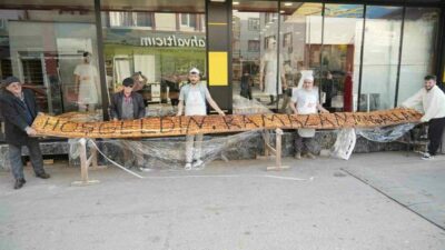 Bursa’da 20 yıldır fırıncılık yapan Subay Özçelik, Ramazan ayının ilk
