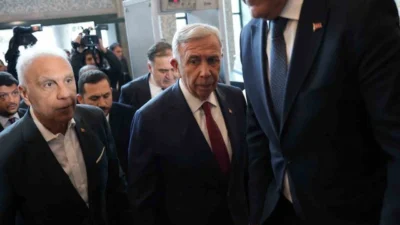  Ankara Büyükşehir Başkanı Mansur Yavaş, yargının siyasallaştığını savunarak, 23 Mart'ta CHP'nin Cumhurbaşkanlığı için