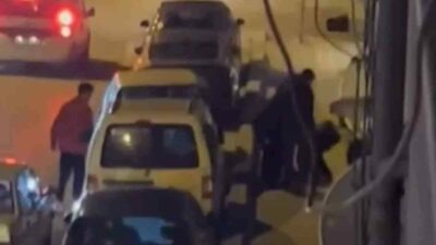 Bursa’da iki kişi arasında çıkan sözlü tartışma kavgaya döndü. Tarafların