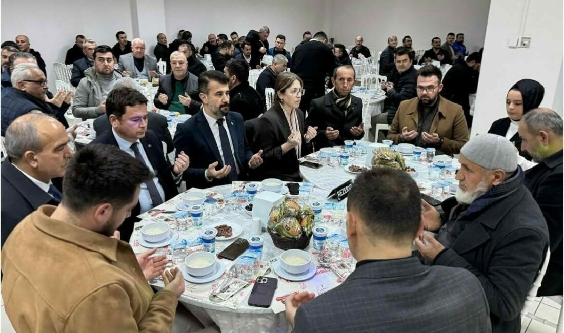 Başkan Aydın, DAĞDER ailesi ile iftarda buluştu Osmangazi Belediye Başkanı Erkan Aydın, Orhaneli-Keles-Büyükorhan-Harmancık ve Osmangazi’ye Bağlı Dağ