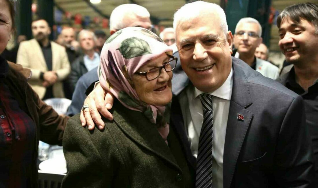 Bursa Büyükşehir Belediyesi’nin İnegöl ilçesinde düzenlediği iftar programında yaklaşık 4000