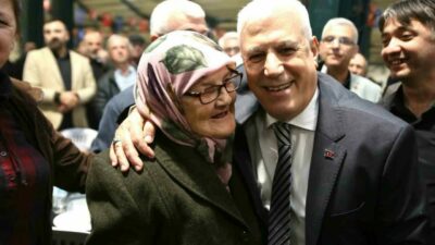 Bursa Büyükşehir Belediyesi’nin İnegöl ilçesinde düzenlediği iftar programında yaklaşık 4000
